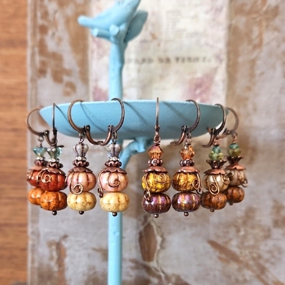 *choose* Finished Pumpkin Spice Latte Earrings 🎃More Pumpkin Bundles On The Way - Picture 1 of 7